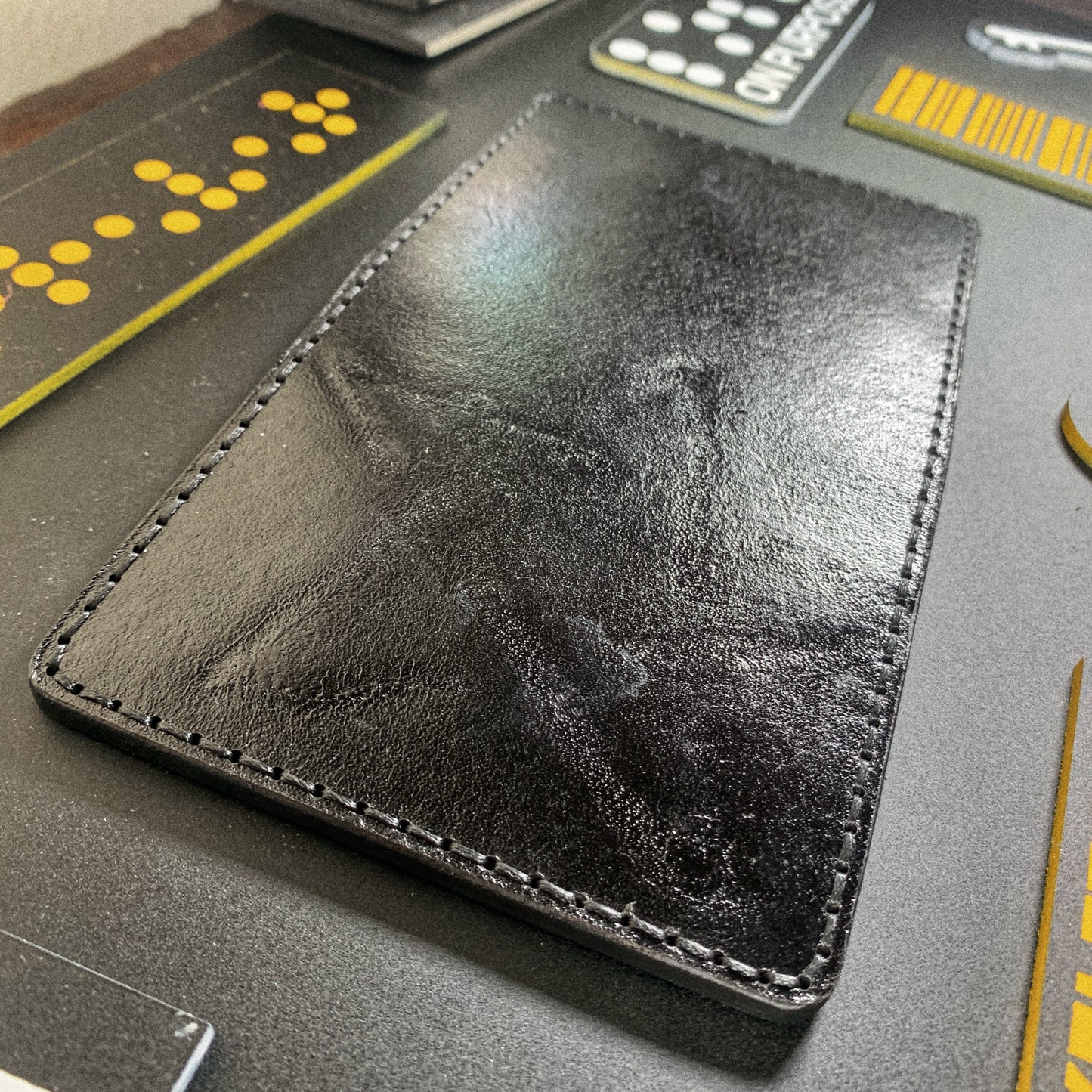 Handmade 6 Pocket Black Star Branded Marbled Leather Bifold Minimalist Wallet