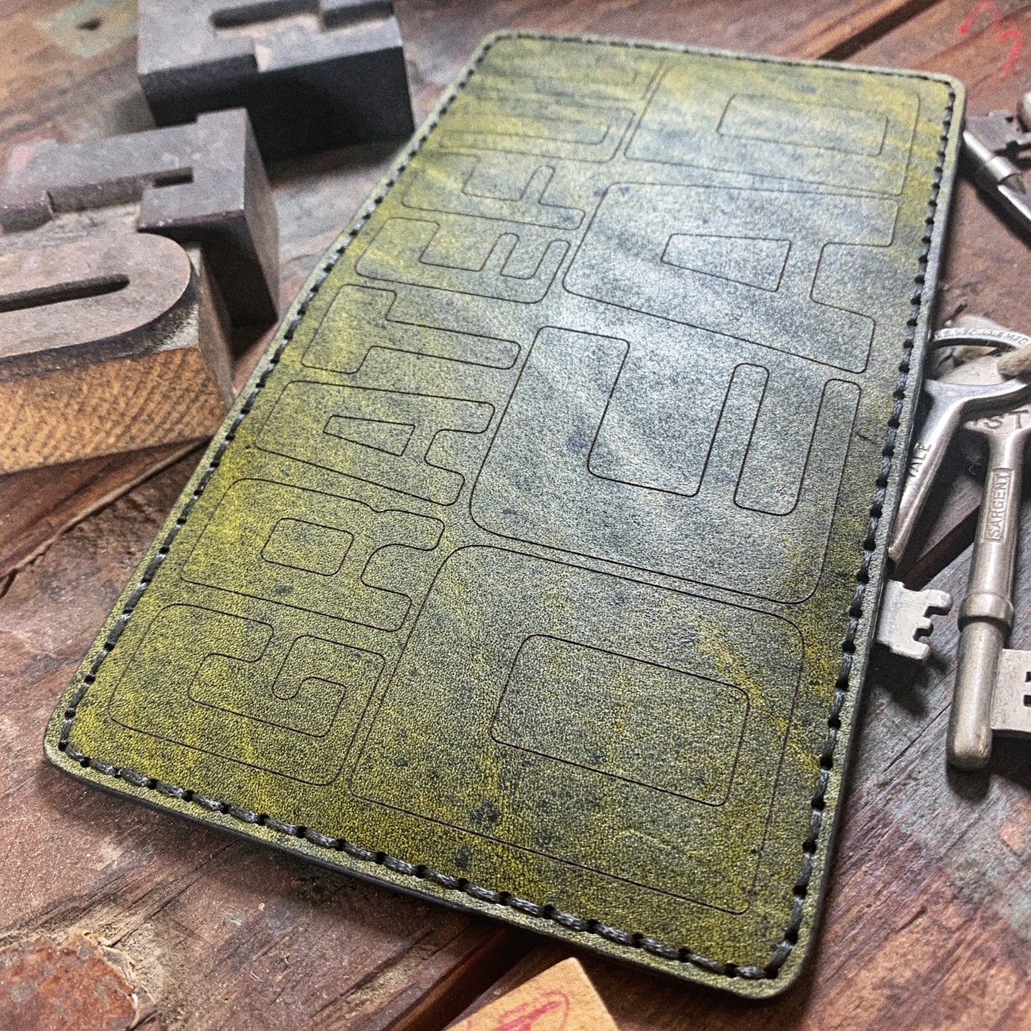 (Only 1) Handmade 6 Pocket Grateful Dead Green Leather Bifold Minimalist Wallet