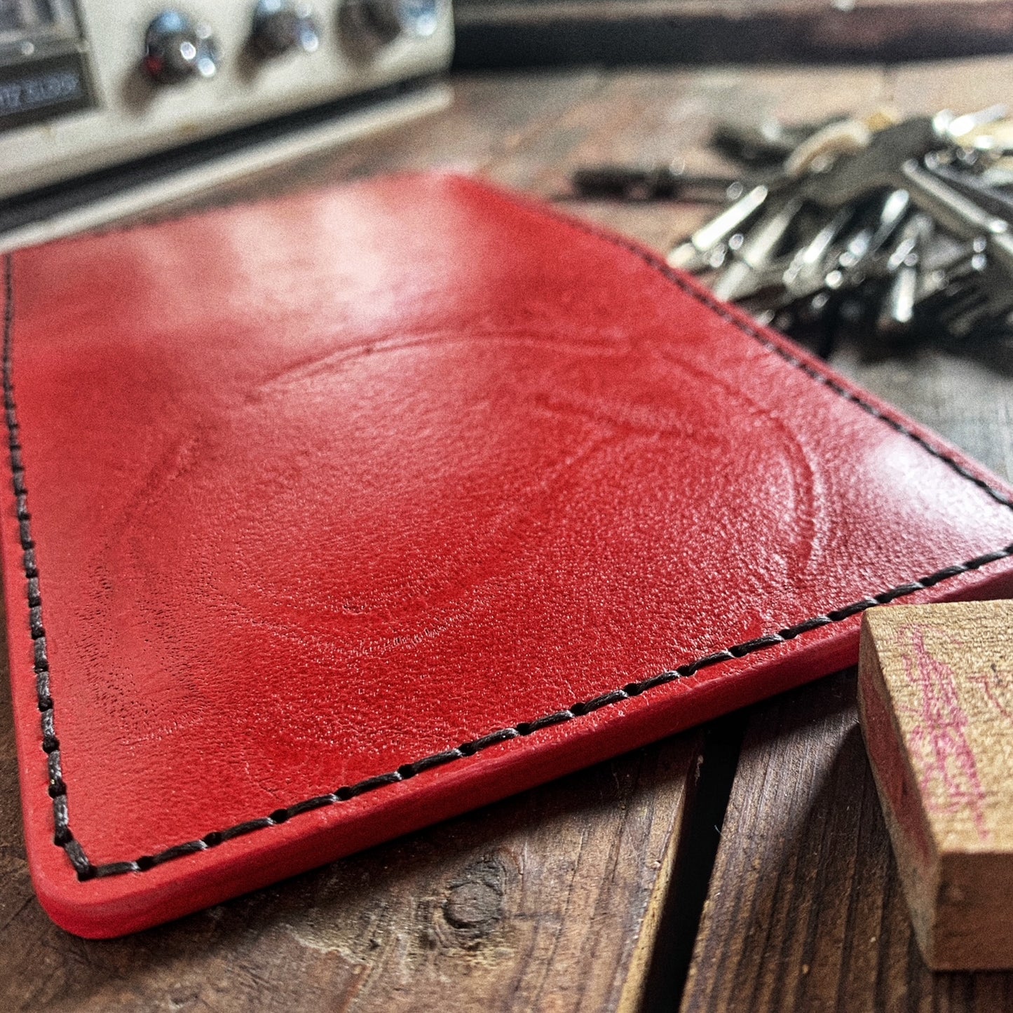 (Only 1) Handmade 6 Pocket Circle J Branded Red Leather Bifold Minimalist Wallet