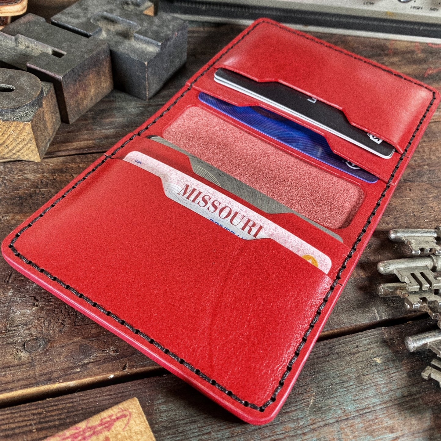 (Only 1) Handmade 6 Pocket Circle J Branded Red Leather Bifold Minimalist Wallet